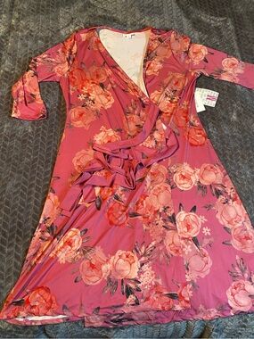 Lularoe Floral Wrap Dress in Rose Pink